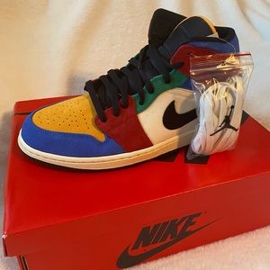 AIR JORDAN 1 MID SE FRLS NA